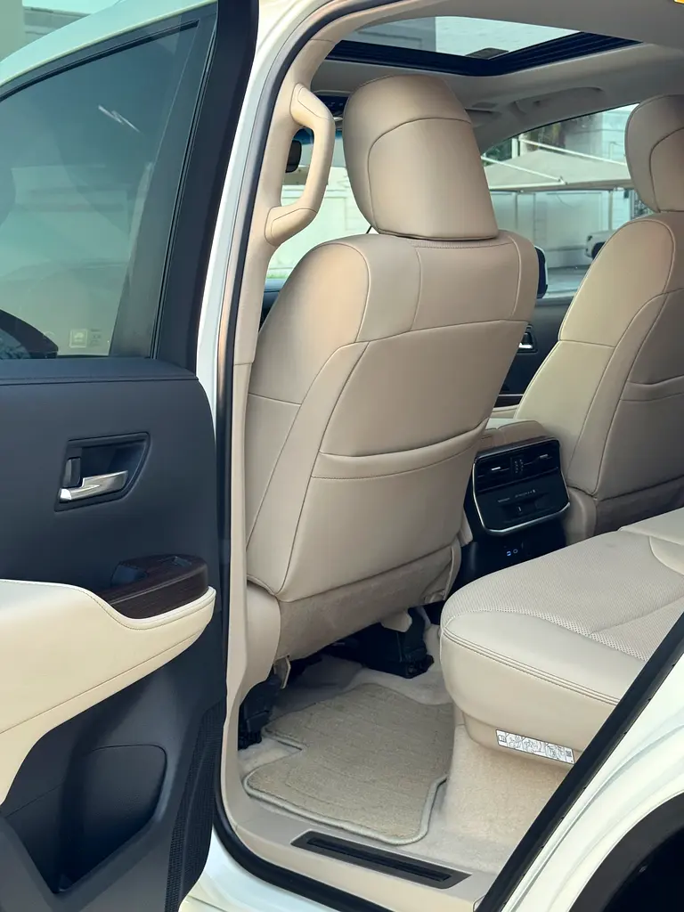 TOYOTA Land Cruiser GXR 2024 - photo 6 - Import Émirats | International Cars