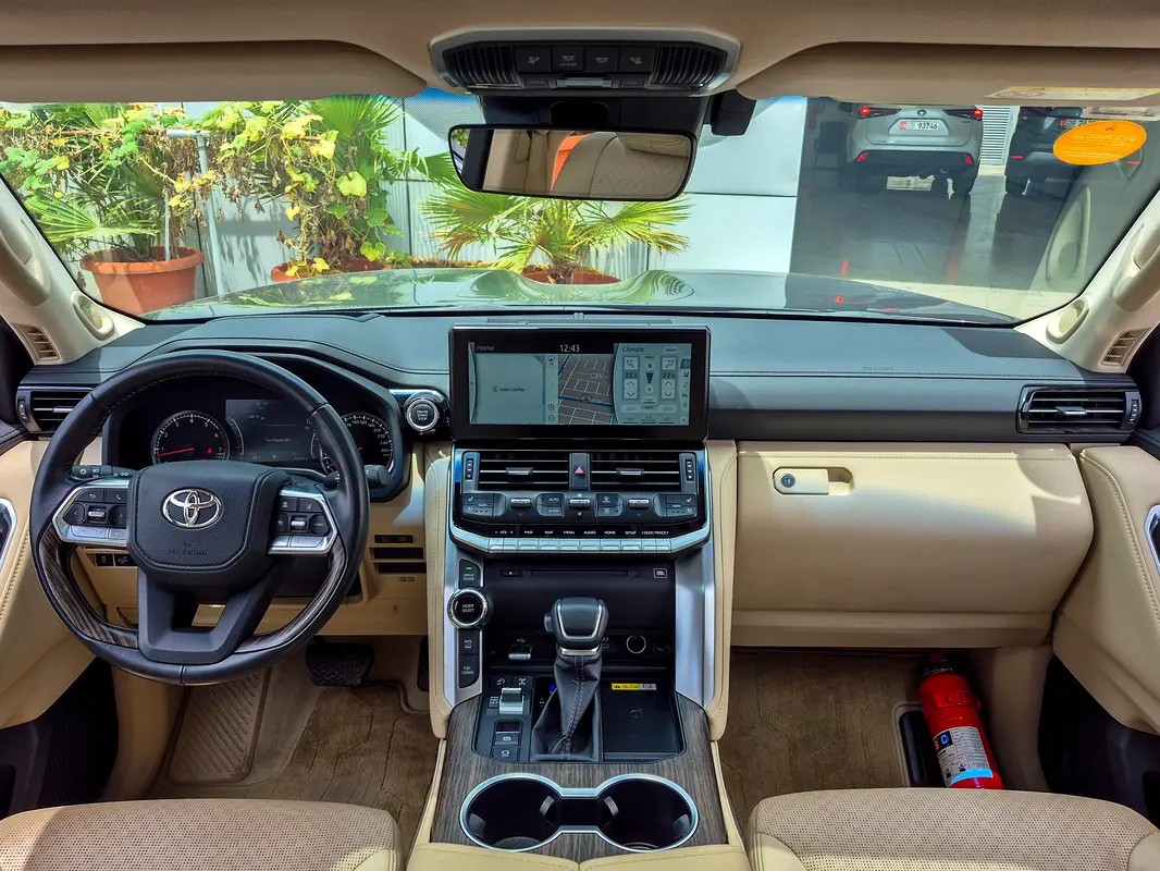 TOYOTA Land Cruiser VXR 2023 - photo 10 - Import Émirats | International Cars