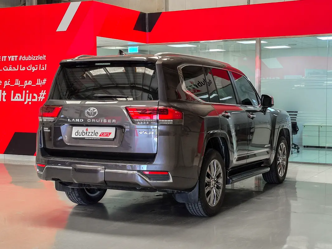 TOYOTA Land Cruiser VXR 2023 - photo 6 - Import Émirats | International Cars