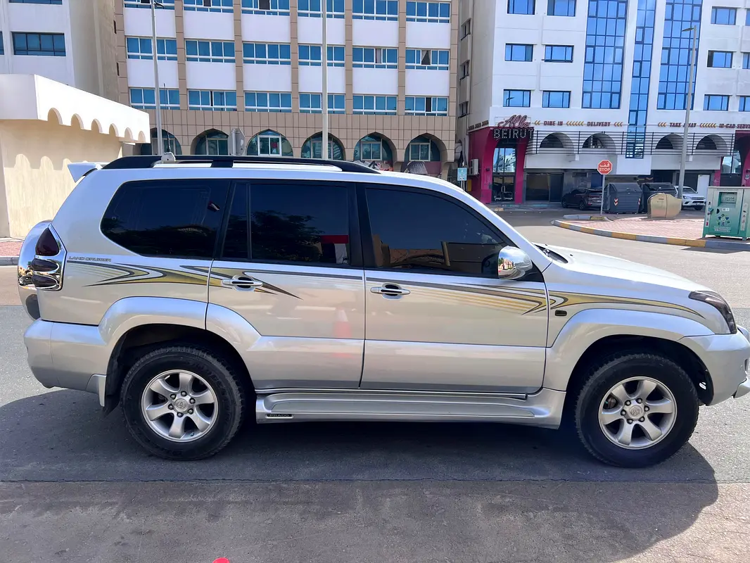 TOYOTA Prado Limited 2009 - photo 2 - Import Émirats | International Cars