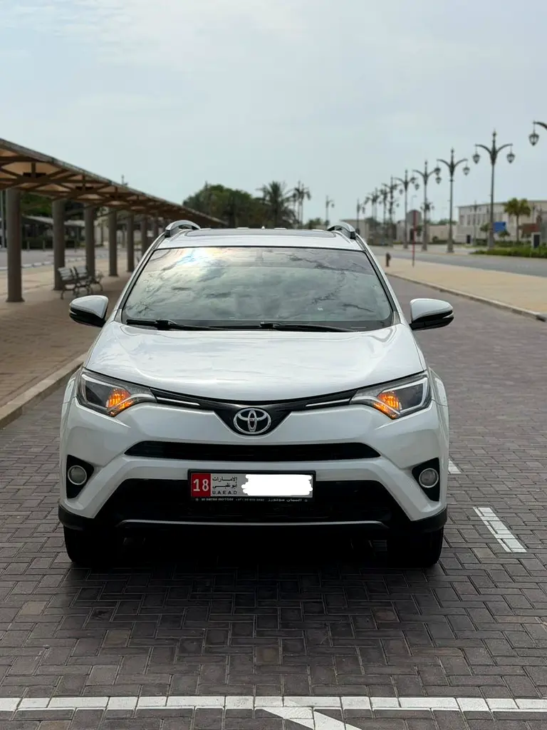 TOYOTA Rav 4 GXR 2017 - photo 6 - Import Émirats | International Cars