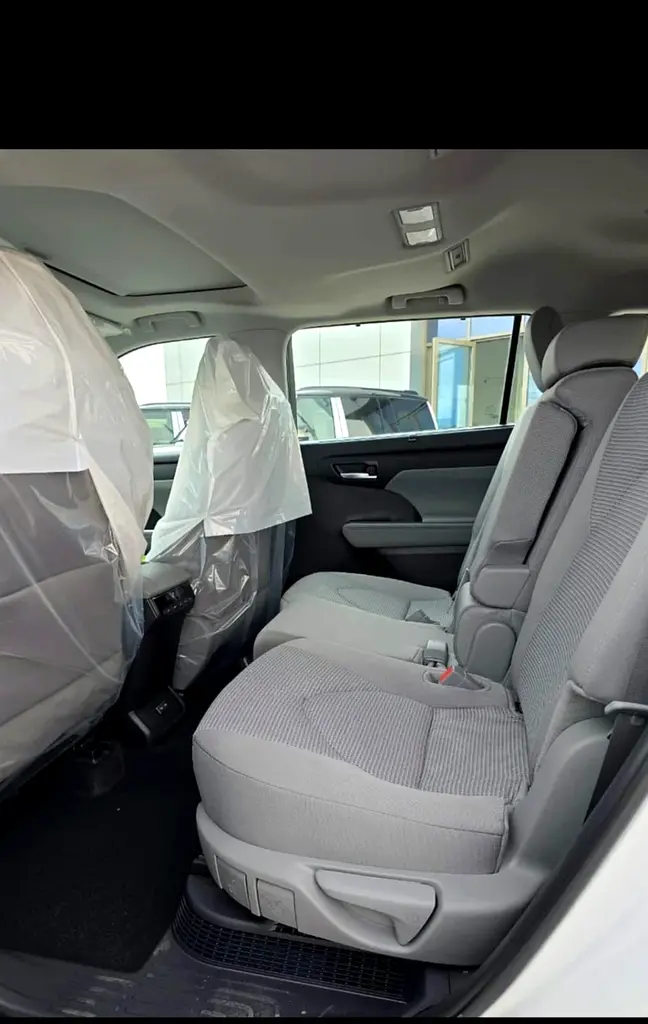 TOYOTA Highlander Other 2025 - photo 8 - Import Émirats | International Cars
