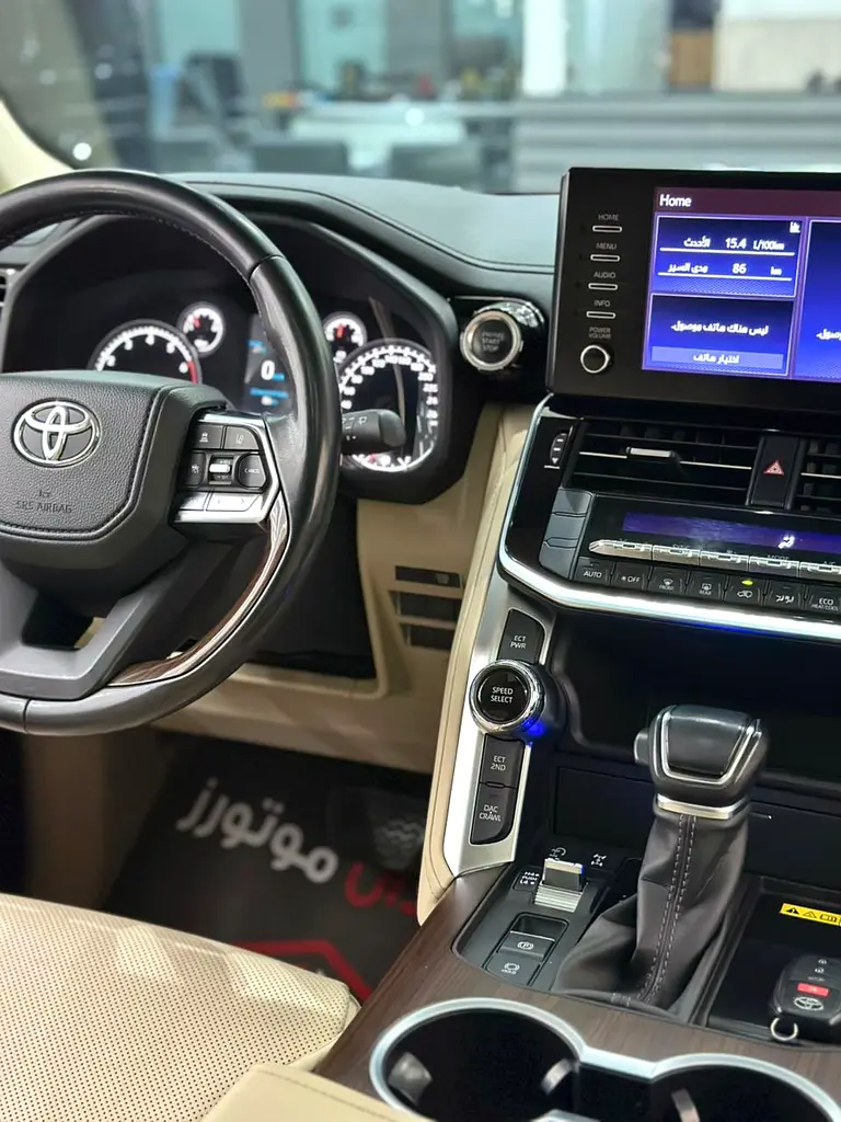 TOYOTA Land Cruiser GXR 2022 - photo 11 - Import Émirats | International Cars