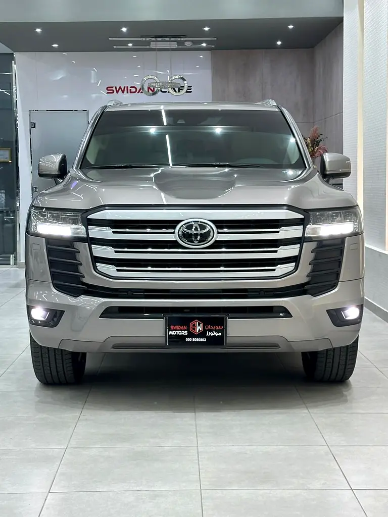 TOYOTA Land Cruiser GXR 2022 - photo 2 - Import Émirats | International Cars