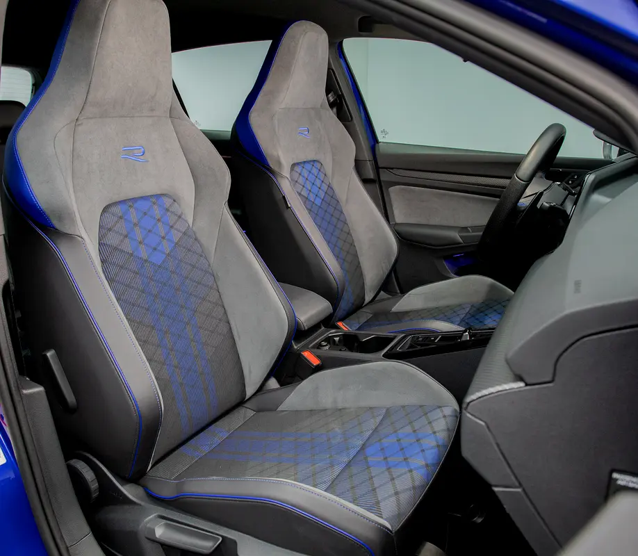 VOLKSWAGEN Golf R 2023 - photo 12 - Import Émirats | International Cars