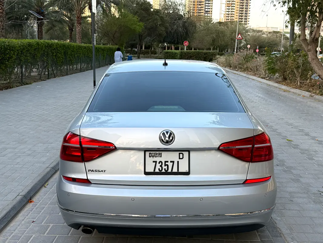 VOLKSWAGEN Passat SE 2016 - photo 5 - Import Émirats | International Cars