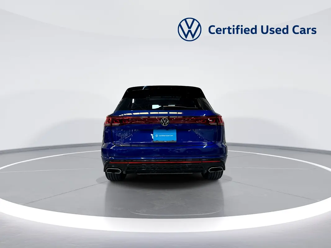 VOLKSWAGEN Touareg R-Line 2025 - photo 6 - Import Émirats | International Cars