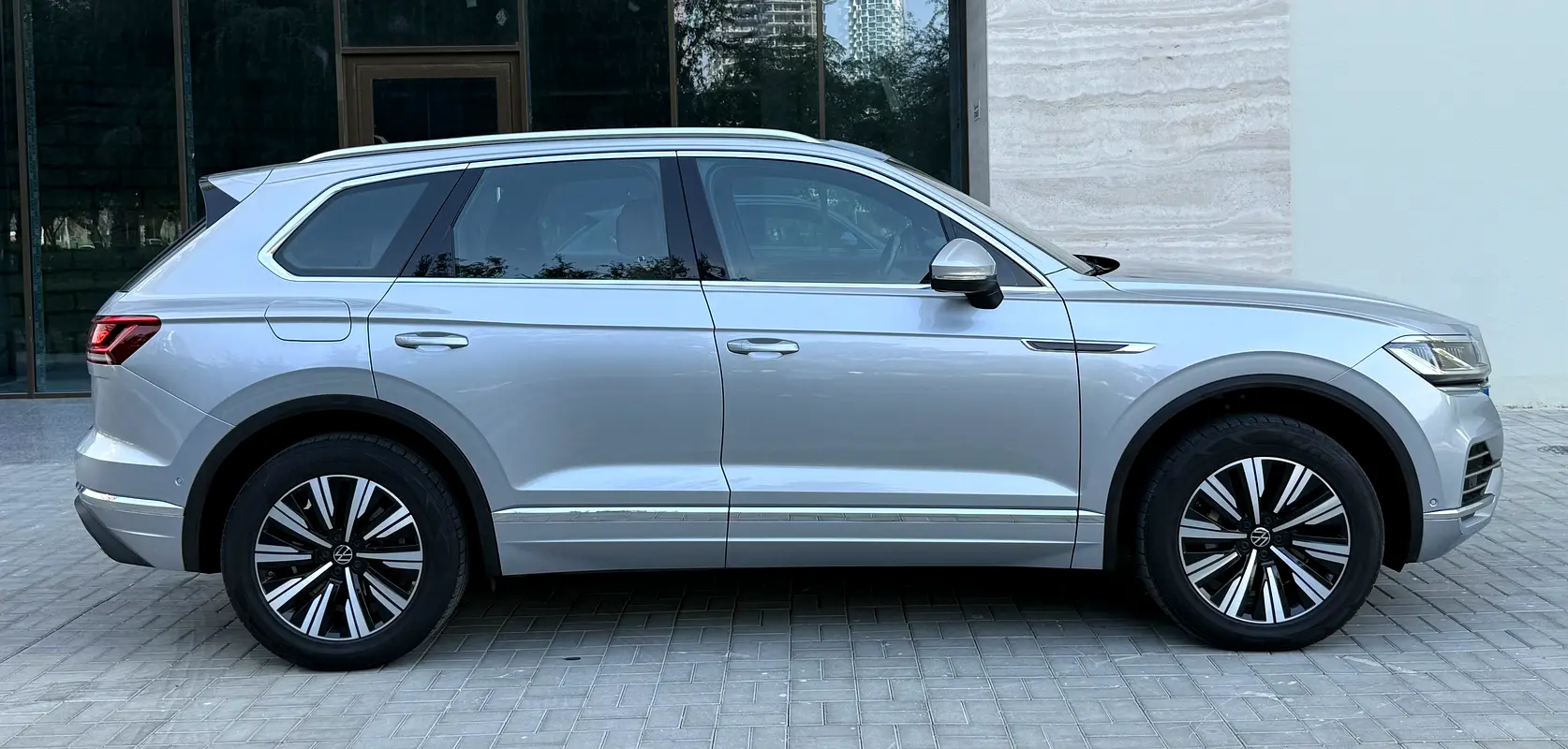 VOLKSWAGEN Touareg Atmosphere Comfortline 2021 - photo 8 - Import Émirats | International Cars