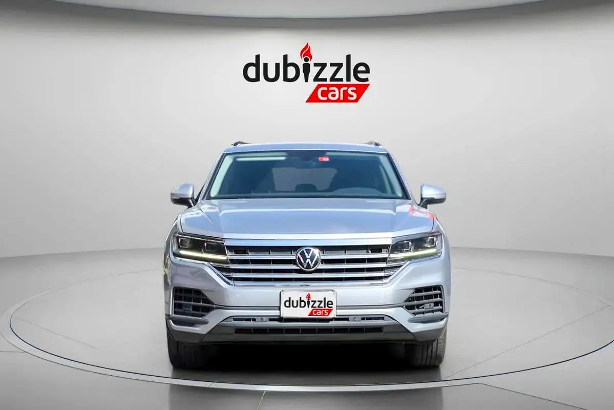 VOLKSWAGEN Touareg Comfortline 2021 - photo 2 - Import Émirats | International Cars