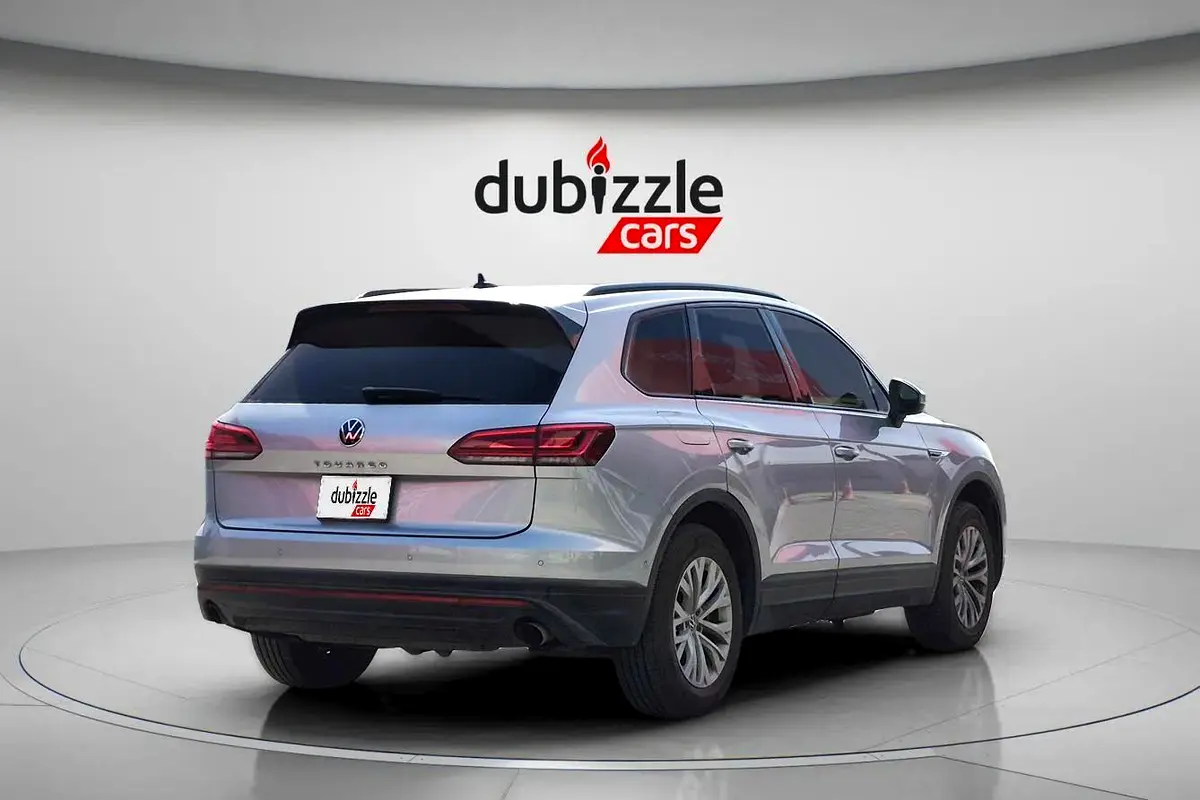 VOLKSWAGEN Touareg Comfortline 2021 - photo 6 - Import Émirats | International Cars