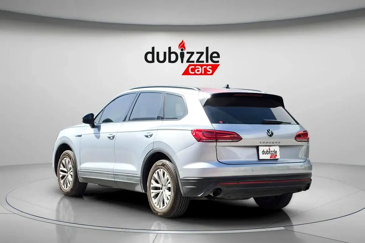 VOLKSWAGEN Touareg Comfortline 2021 - photo 8 - Import Émirats | International Cars