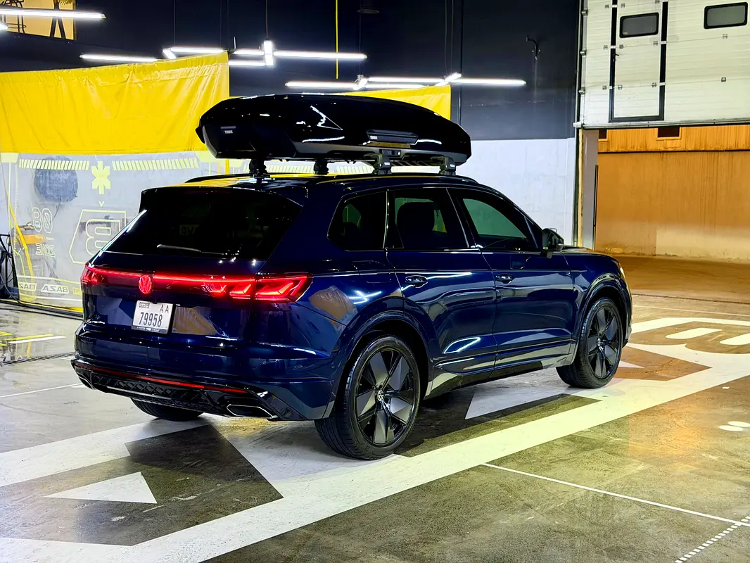 VOLKSWAGEN Touareg R-Line 2024 - photo 3 - Import Émirats | International Cars