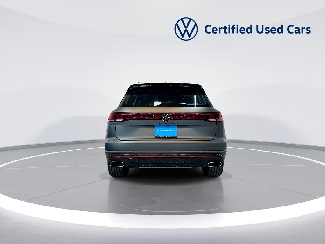 VOLKSWAGEN Touareg R-Line 2025 - photo 4 - Import Émirats | International Cars
