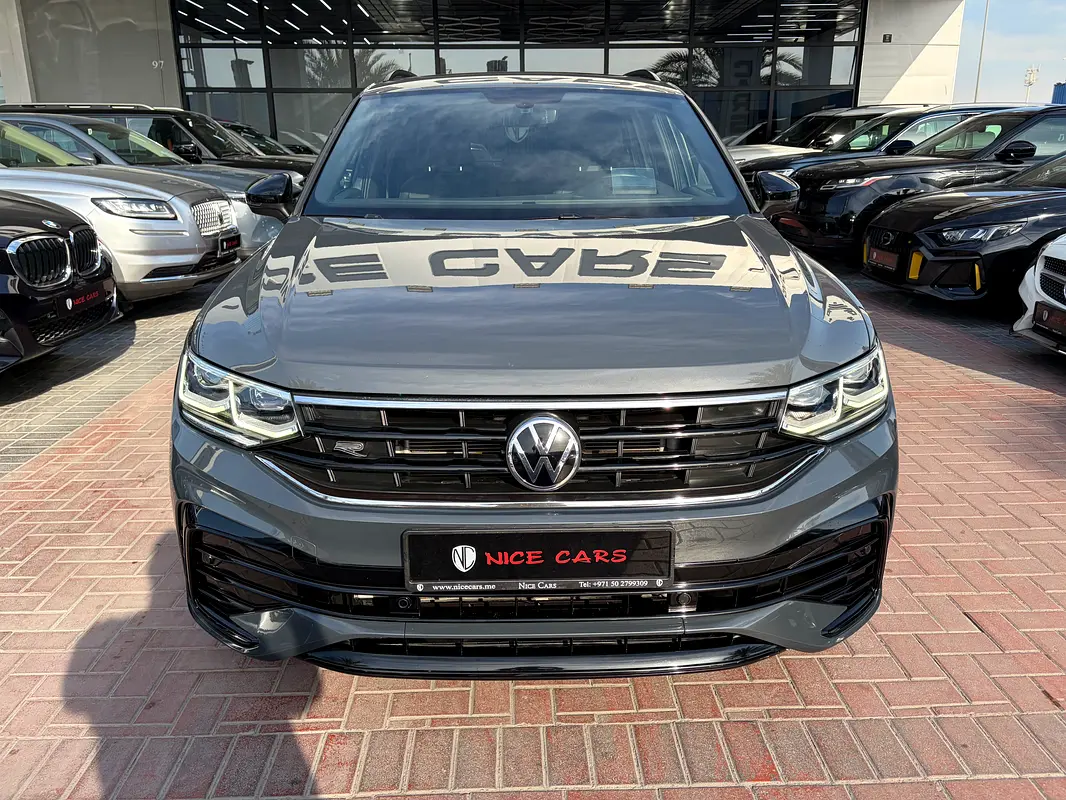 VOLKSWAGEN Tiguan R-Line Black Edition 2023 - photo 2 - Import Émirats | International Cars