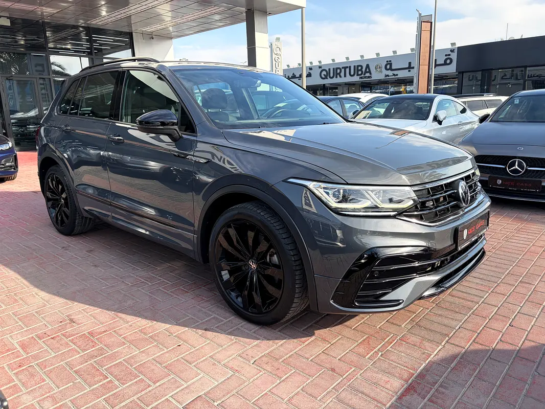 VOLKSWAGEN Tiguan R-Line Black Edition 2023 - photo 3 - Import Émirats | International Cars