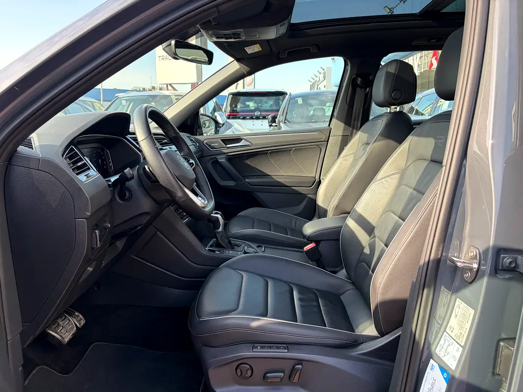 VOLKSWAGEN Tiguan R-Line Black Edition 2023 - photo 7 - Import Émirats | International Cars