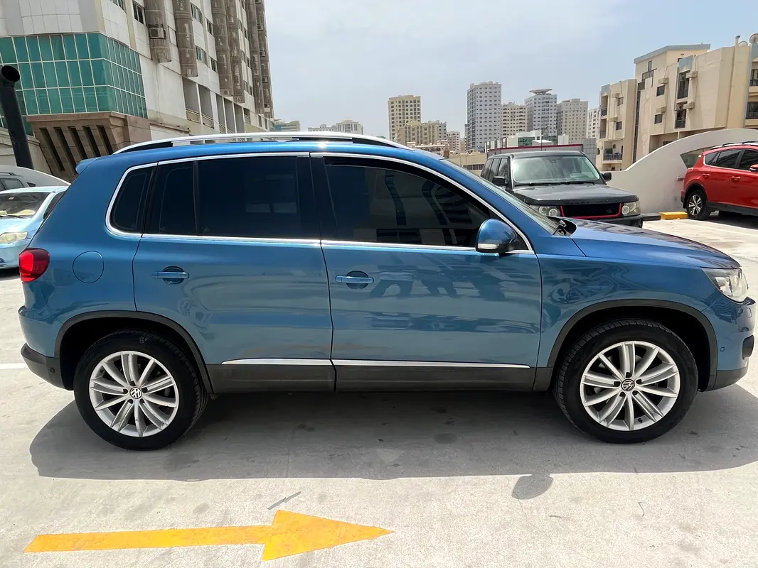 VOLKSWAGEN Tiguan 4MOTION 2016 - photo 2 - Import Émirats | International Cars