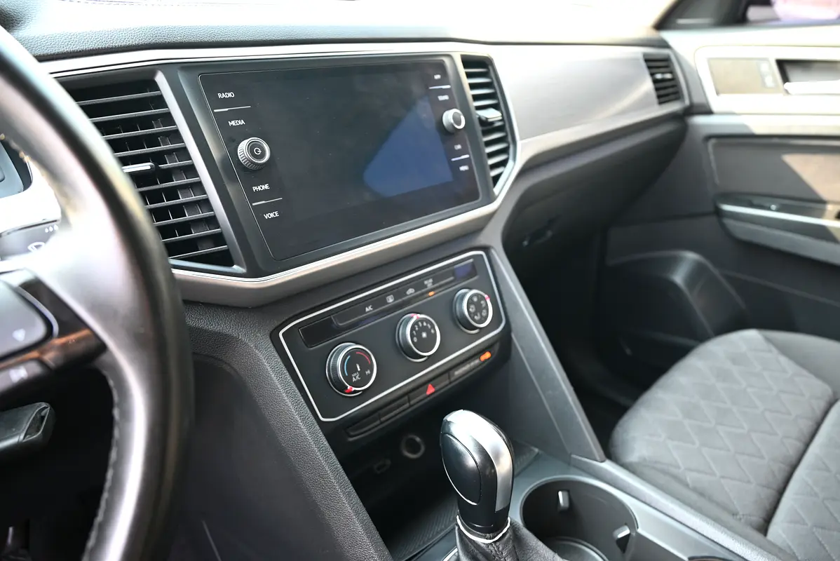 VOLKSWAGEN Teramont Trendline 2019 - photo 12 - Import Émirats | International Cars