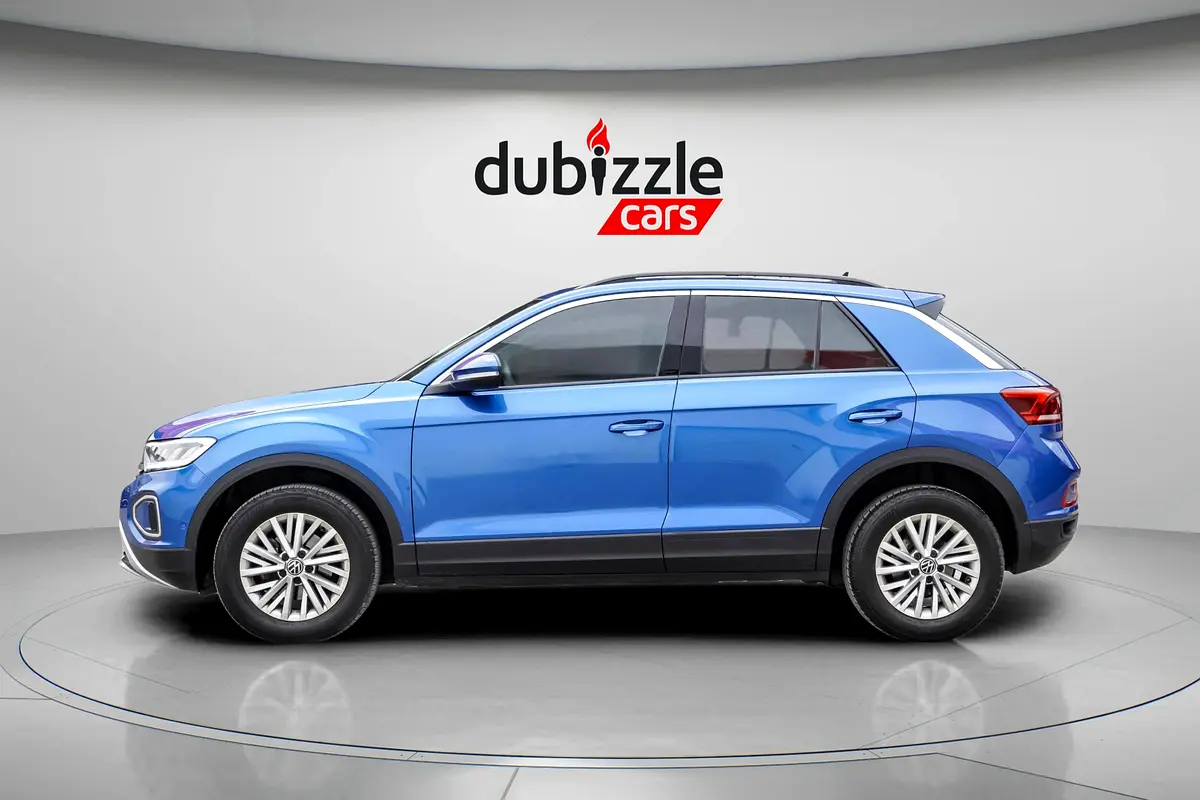 VOLKSWAGEN T-Roc Life 2023 - photo 8 - Import Émirats | International Cars