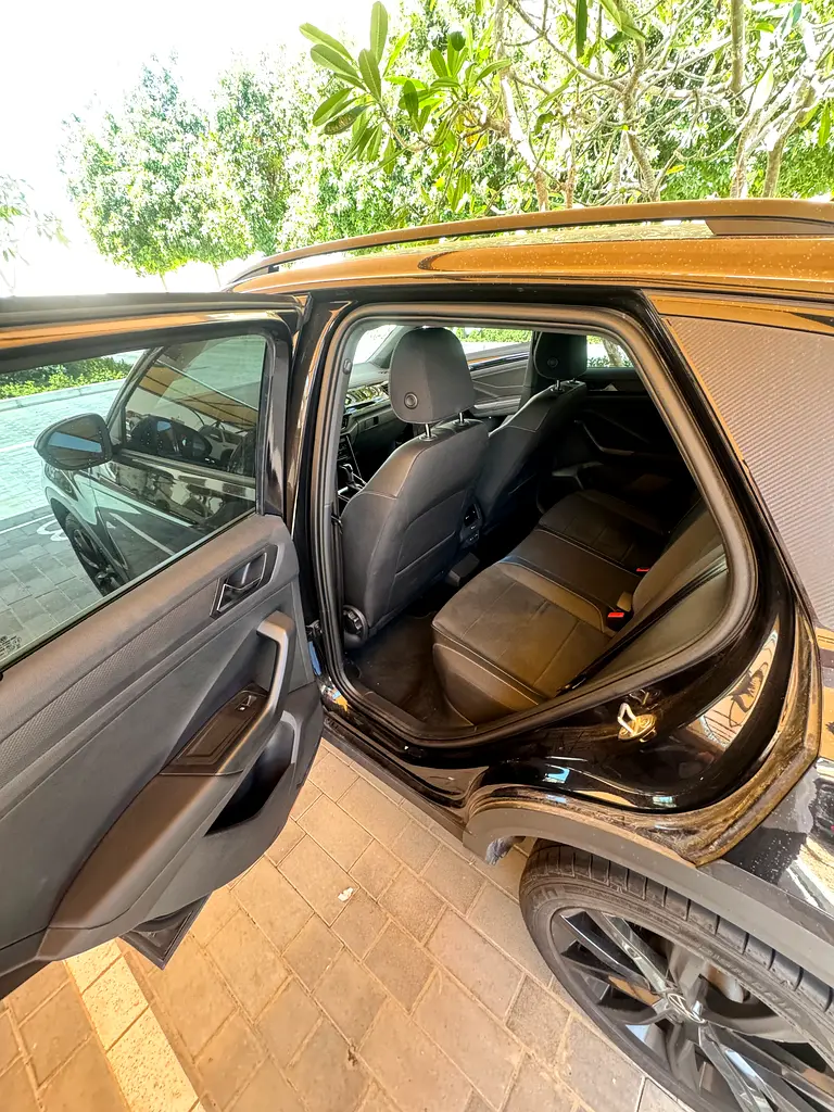 VOLKSWAGEN T-Roc Style 2024 - photo 2 - Import Émirats | International Cars