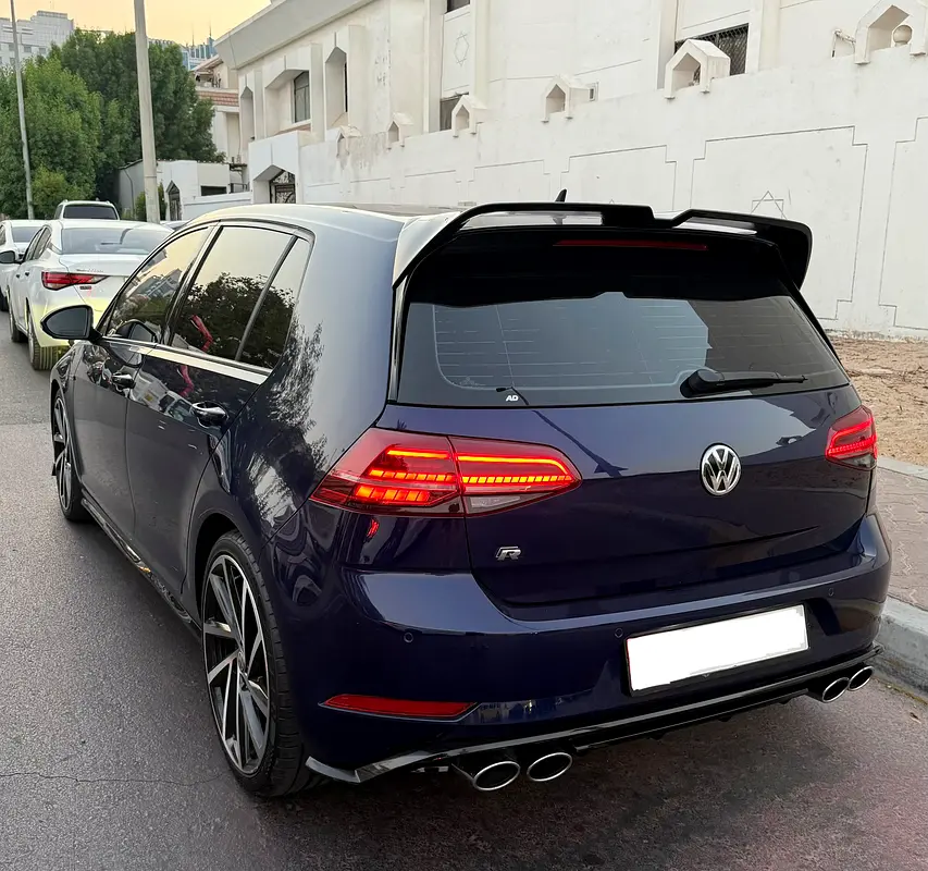 VOLKSWAGEN Golf R 4motion 2019 - photo 10 - Import Émirats | International Cars