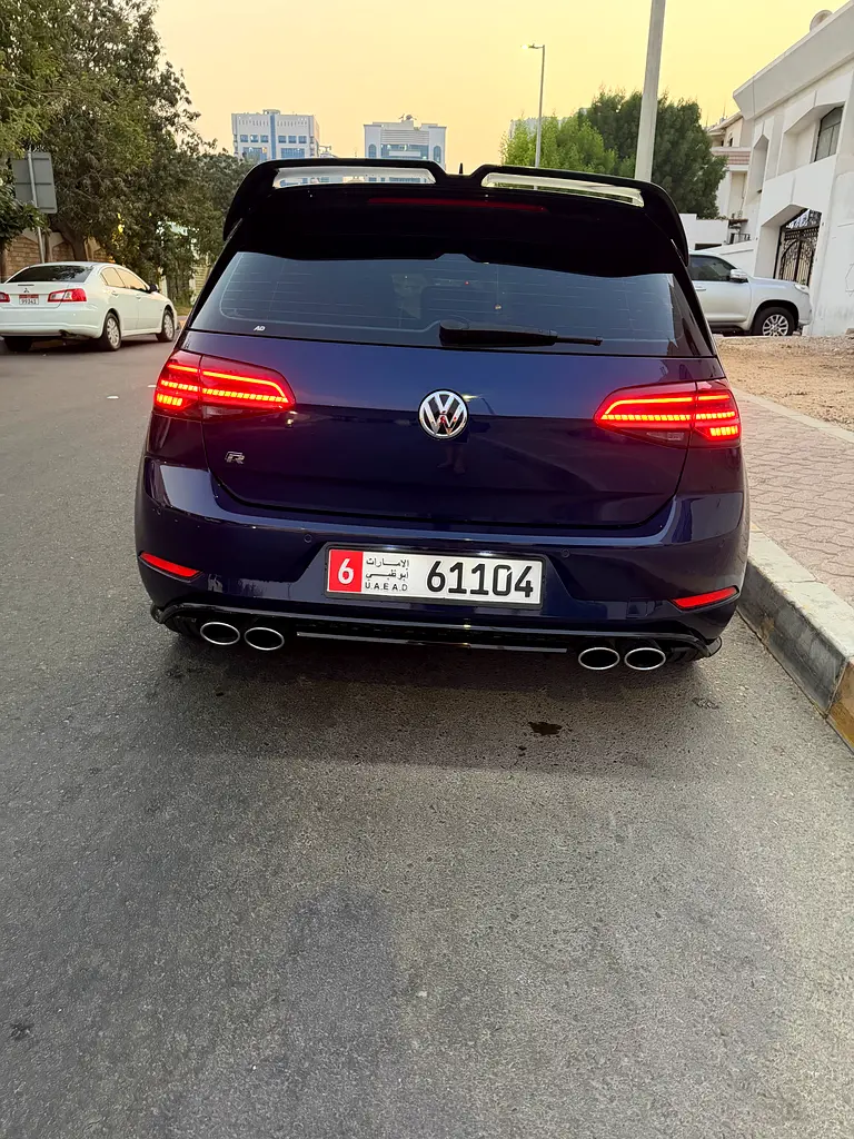 VOLKSWAGEN Golf R 4motion 2019 - photo 5 - Import Émirats | International Cars