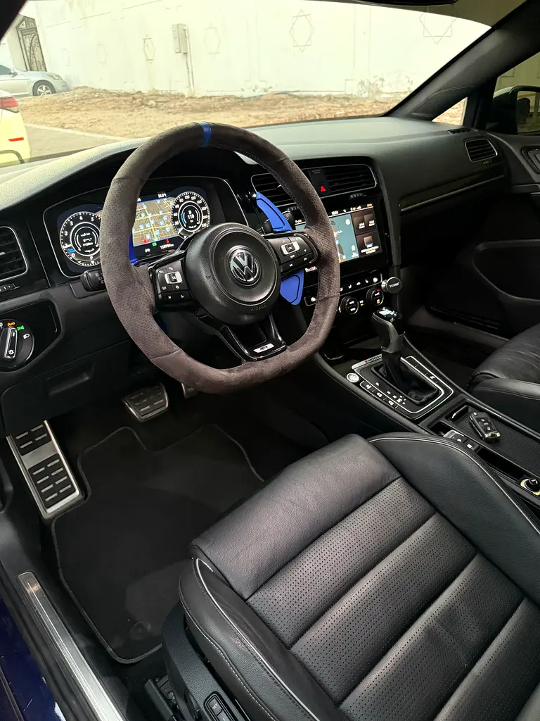 VOLKSWAGEN Golf R 4motion 2019 - photo 7 - Import Émirats | International Cars