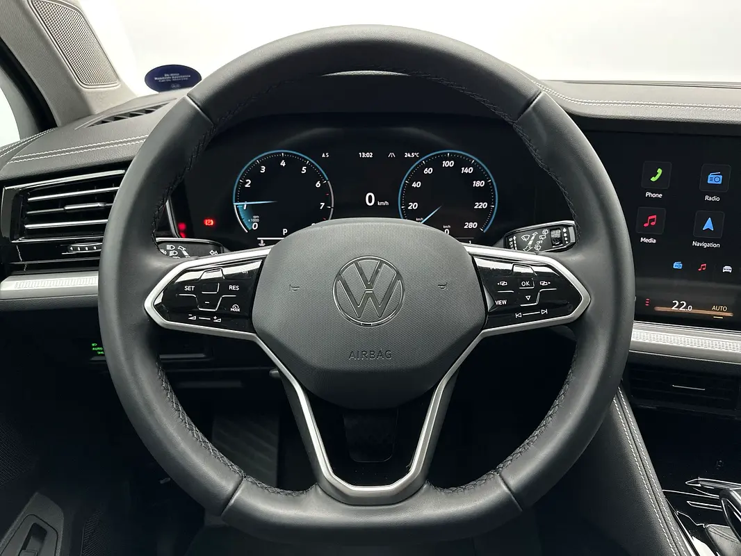 VOLKSWAGEN Touareg Trendline 2024 - photo 5 - Import Émirats | International Cars