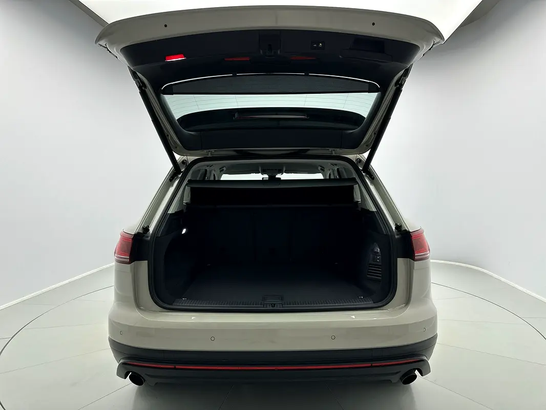 VOLKSWAGEN Touareg Trendline 2024 - photo 9 - Import Émirats | International Cars