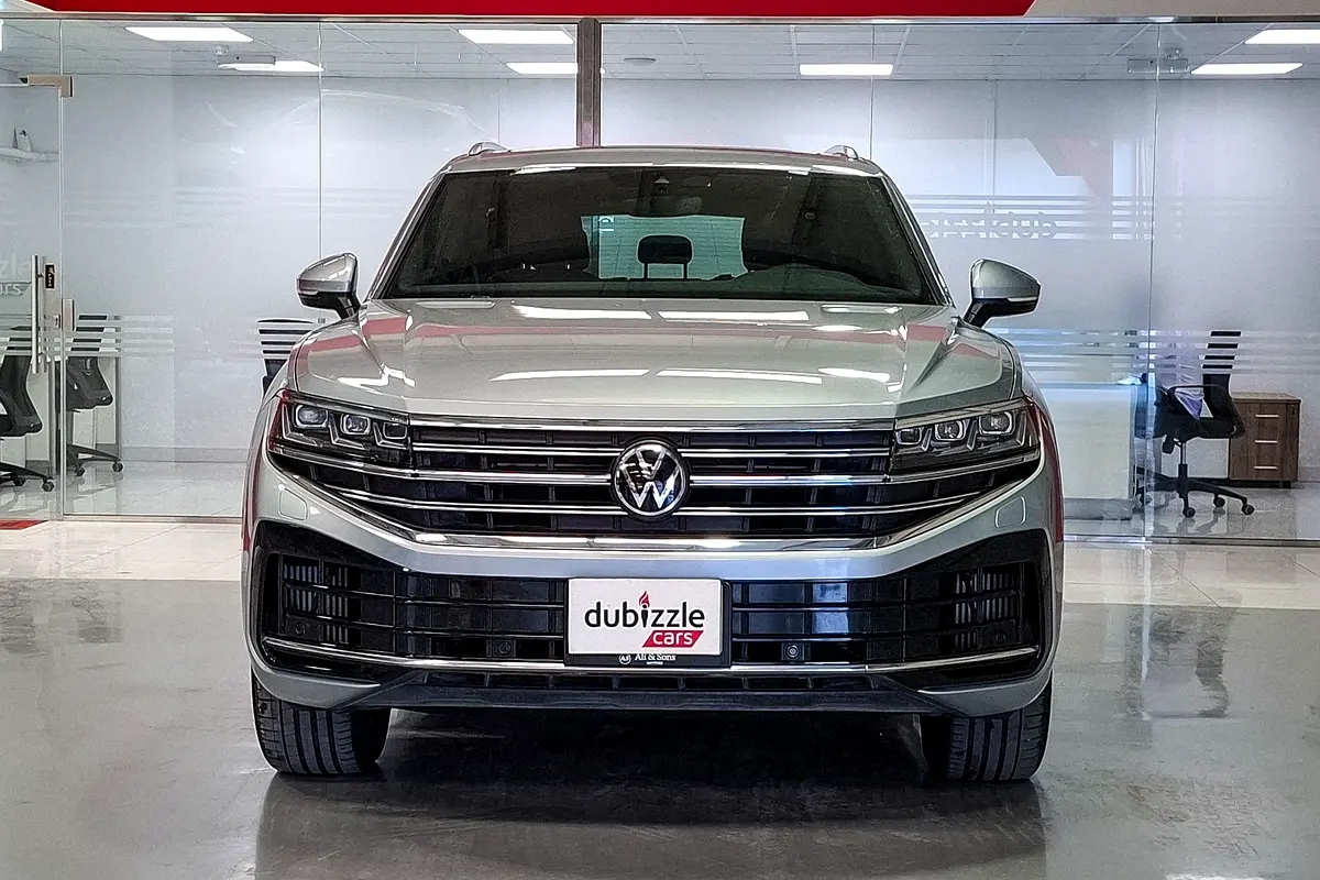 VOLKSWAGEN Touareg Elegance 2024 - photo 2 - Import Émirats | International Cars