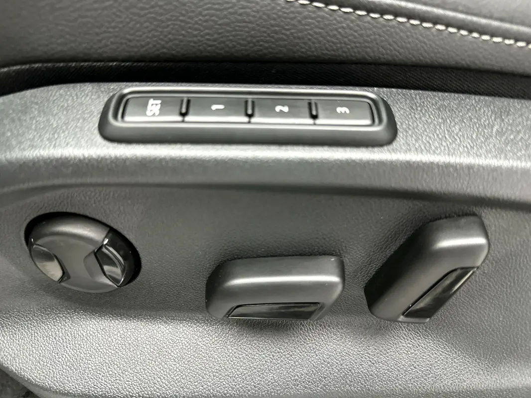 VOLKSWAGEN Tiguan Elegance 2024 - photo 4 - Import Émirats | International Cars