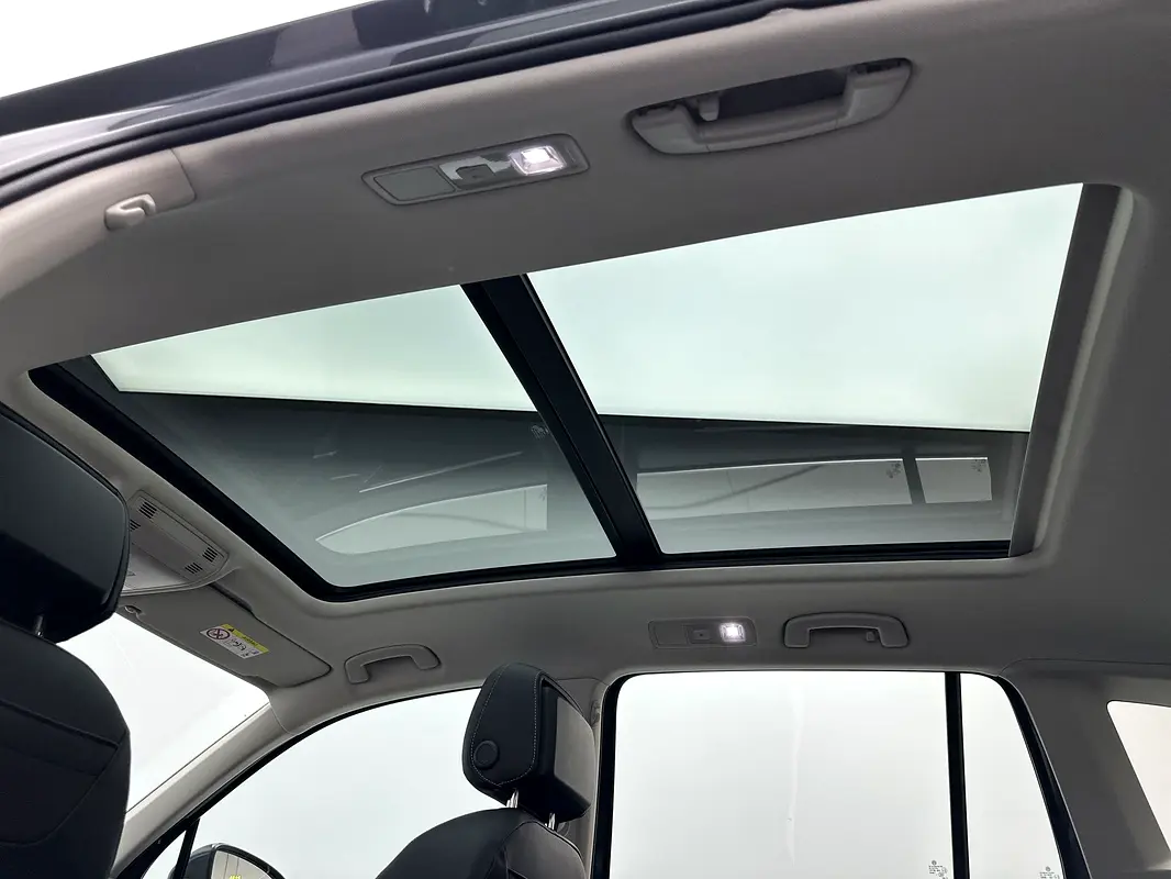 VOLKSWAGEN Tiguan Elegance 2024 - photo 6 - Import Émirats | International Cars