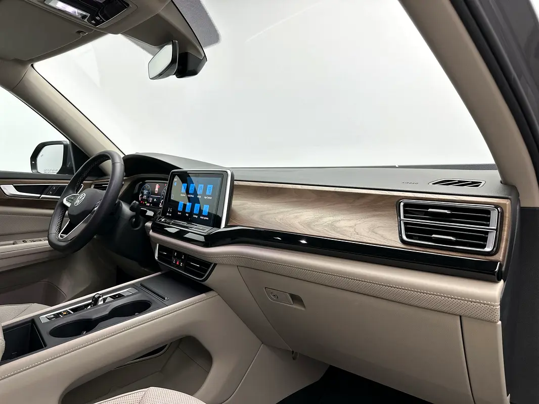 VOLKSWAGEN Teramont Trendline 2024 - photo 10 - Import Émirats | International Cars