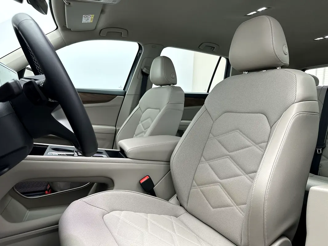 VOLKSWAGEN Teramont Trendline 2024 - photo 11 - Import Émirats | International Cars