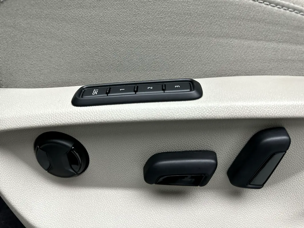 VOLKSWAGEN Teramont Comfortline 2024 - photo 10 - Import Émirats | International Cars