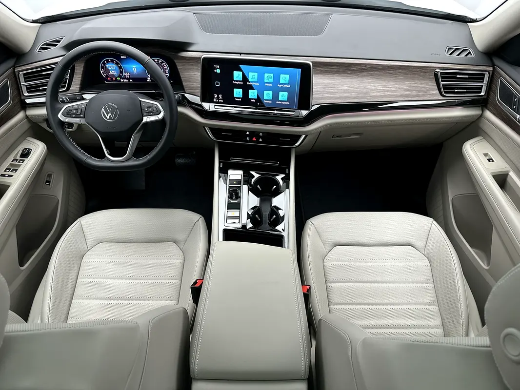 VOLKSWAGEN Teramont Comfortline 2025 - photo 10 - Import Émirats | International Cars