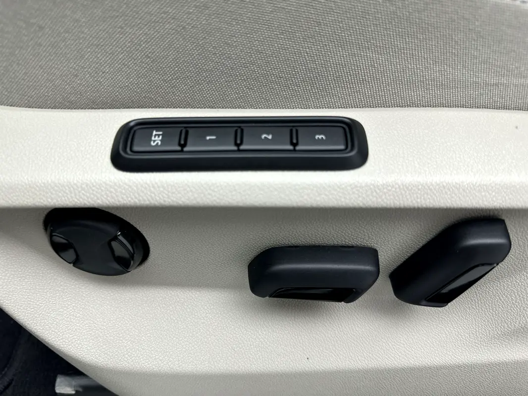 VOLKSWAGEN Teramont Comfortline 2025 - photo 5 - Import Émirats | International Cars