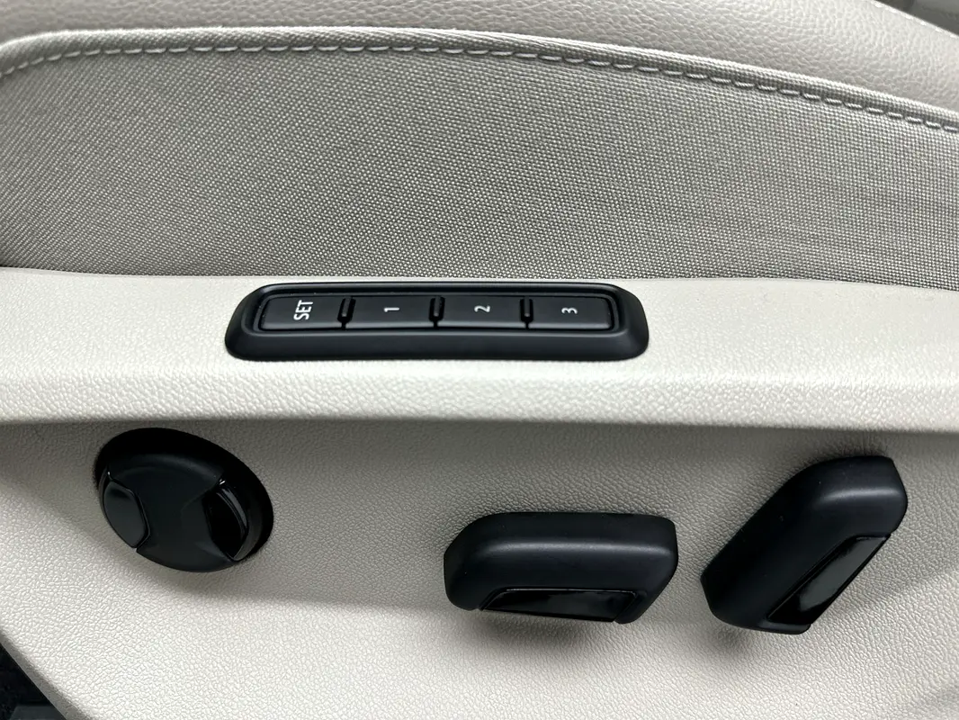 VOLKSWAGEN Teramont Comfortline 2025 - photo 10 - Import Émirats | International Cars