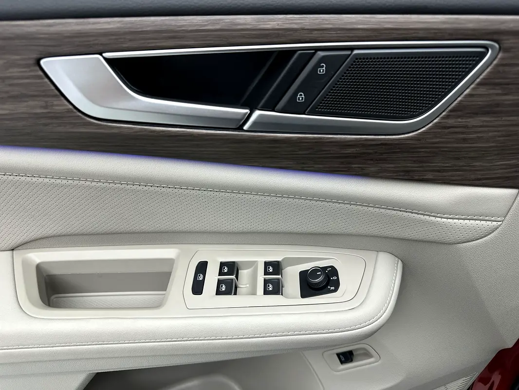 VOLKSWAGEN Teramont Comfortline 2025 - photo 3 - Import Émirats | International Cars