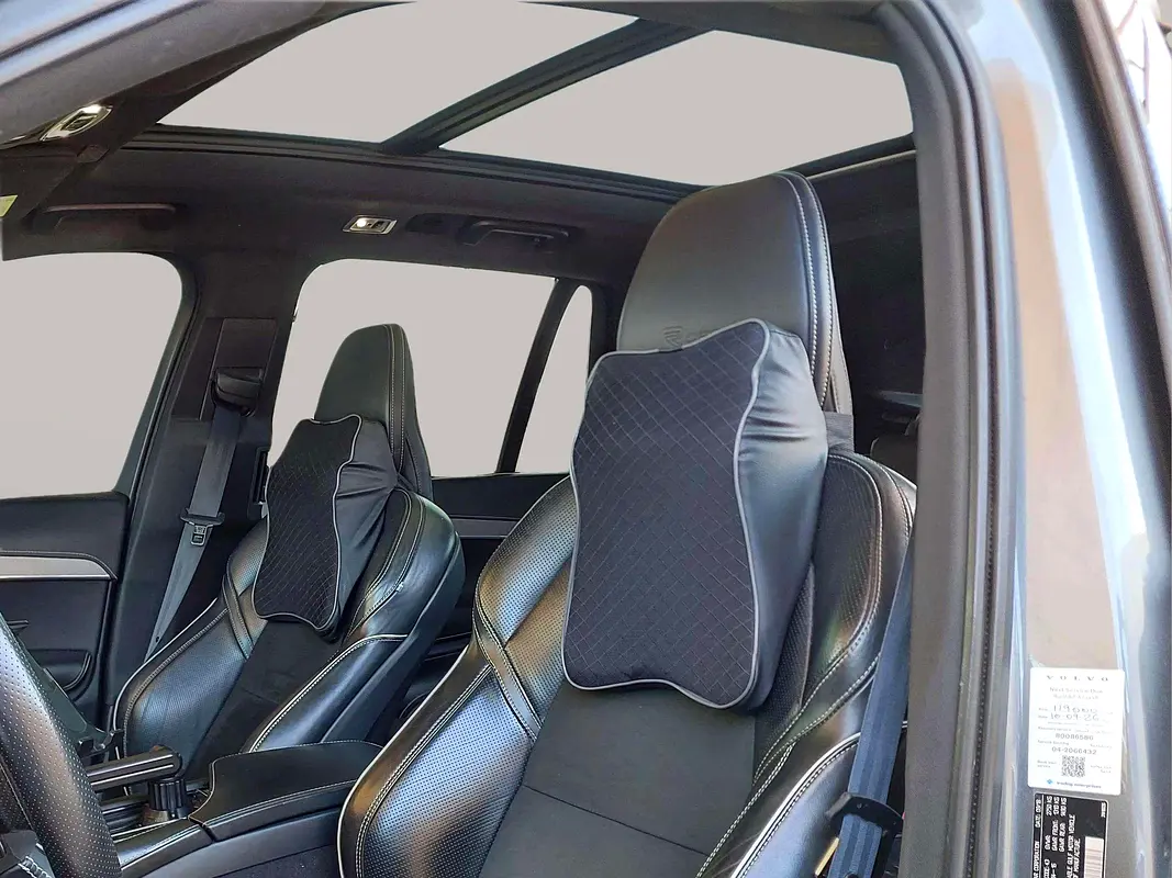 VOLVO XC90 T6 R Design 2019 - photo 11 - Import Émirats | International Cars