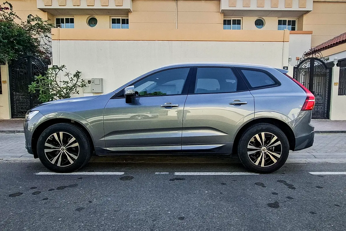 VOLVO XC60 T5 2021 - photo 5 - Import Émirats | International Cars