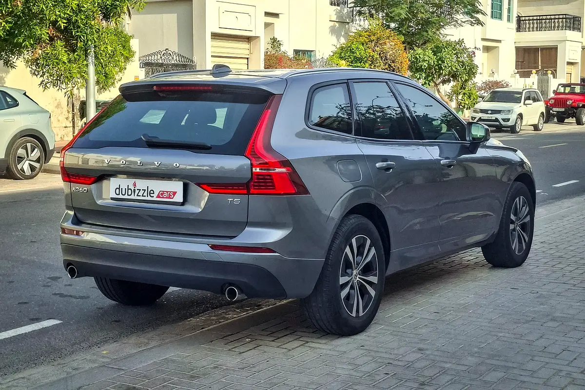 VOLVO XC60 T5 2021 - photo 6 - Import Émirats | International Cars