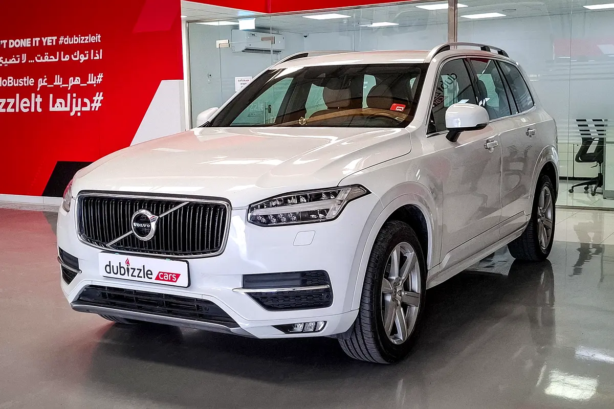 VOLVO XC90 Momentum 2019 - photo 3 - Import Émirats | International Cars