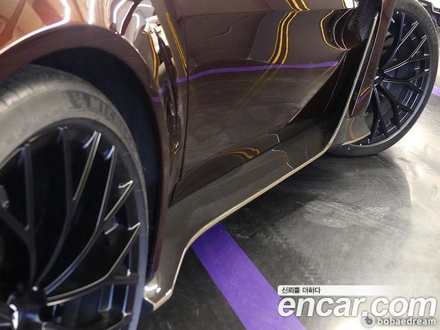 ASTON MARTIN 밴티지 2세대 5.2 V12 파이널 Edition 2023 - photo 19 - Import Corée du Sud | International Cars