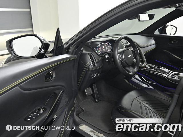 ASTON MARTIN DBX 4.0 V8 707 2023 - photo 11 - Import Corée du Sud | International Cars