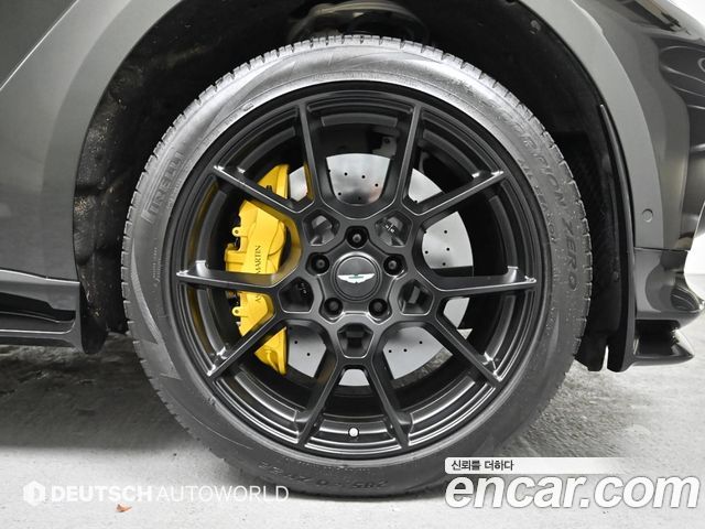 ASTON MARTIN DBX 4.0 V8 707 2023 - photo 5 - Import Corée du Sud | International Cars