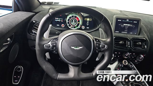 ASTON MARTIN 밴티지 2세대 4.0 V8 Coupé 2019 - photo 12 - Import Corée du Sud | International Cars