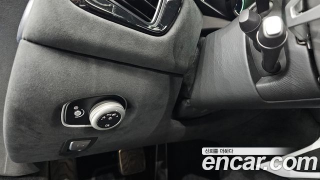 ASTON MARTIN 밴티지 2세대 4.0 V8 Coupé 2019 - photo 16 - Import Corée du Sud | International Cars