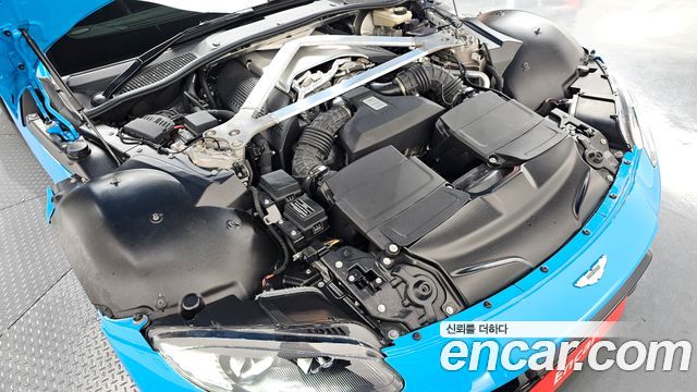 ASTON MARTIN 밴티지 2세대 4.0 V8 Coupé 2019 - photo 6 - Import Corée du Sud | International Cars