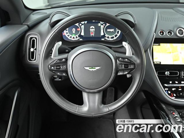ASTON MARTIN DBX 4.0 V8 707 2023 - photo 13 - Import Corée du Sud | International Cars